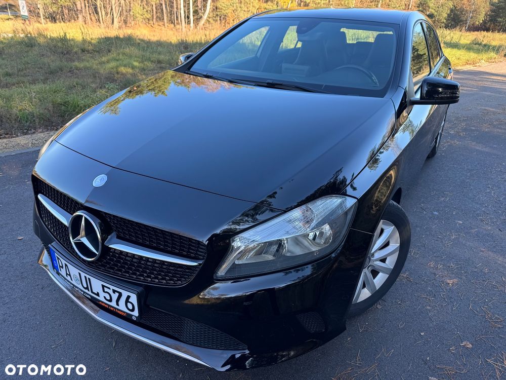 Mercedes-Benz Klasa A 180 BlueEFFICIENCY Edition Style - 29