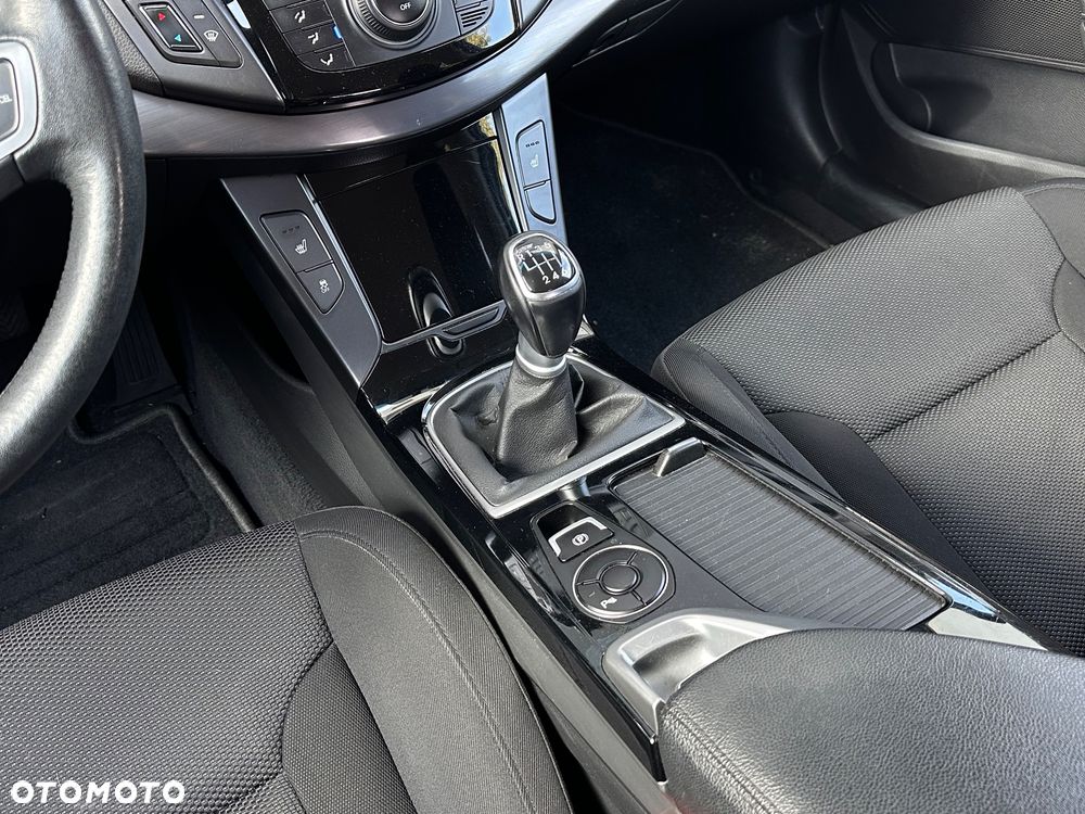 Hyundai i40 2.0 GDI Premium - 36