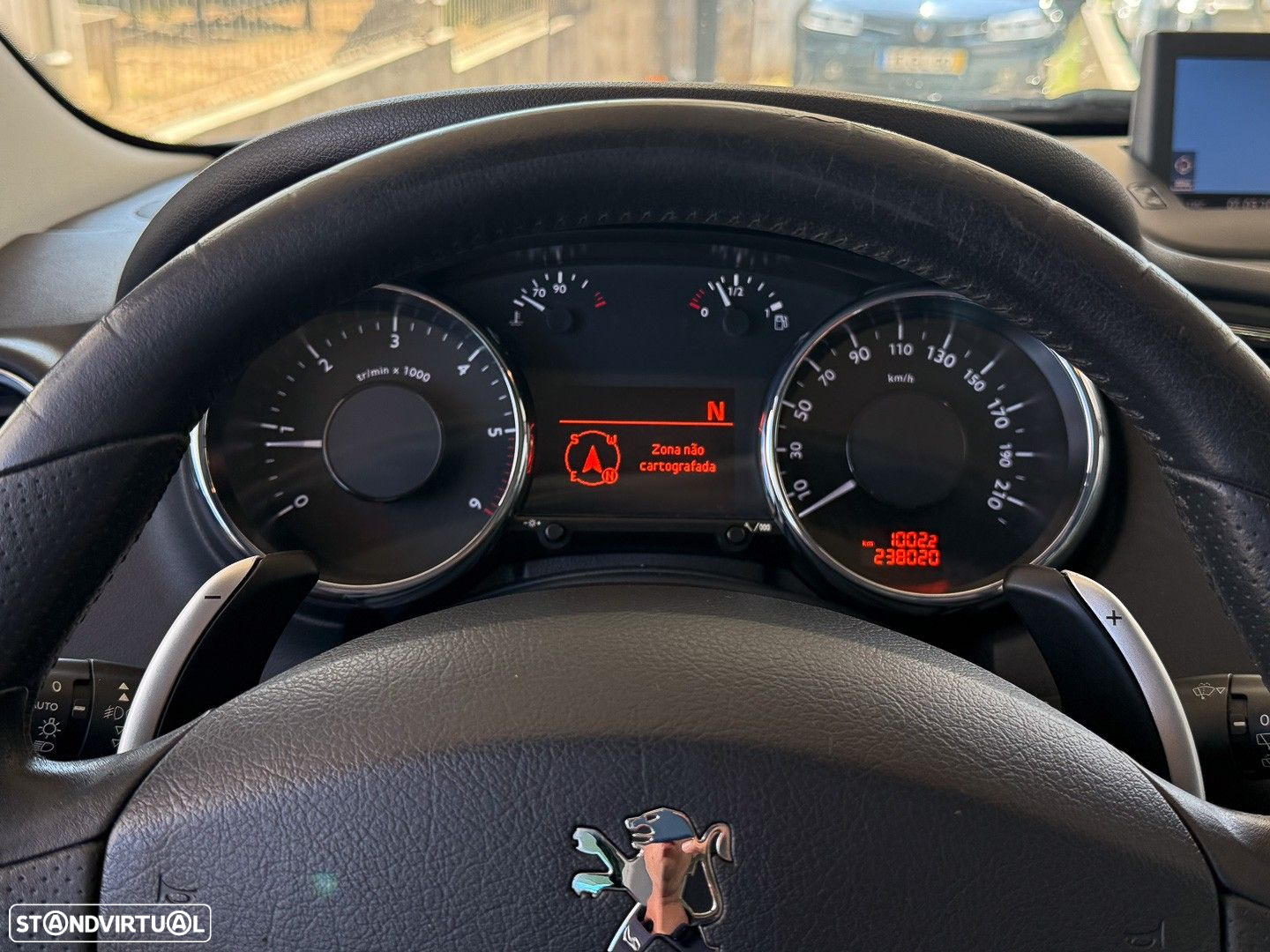 Peugeot 5008 1.6 E-HDi 5L Allure CMP6 - 21