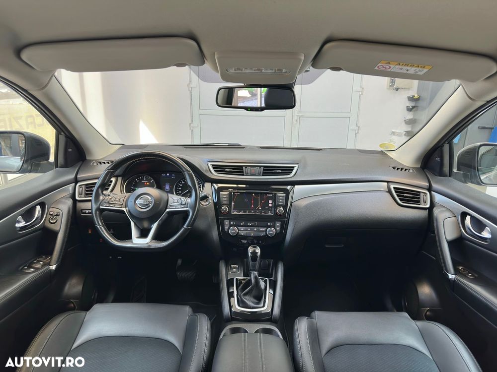 Nissan Qashqai 1.7 dCi Xtronic ALL-MODE 4x4i TEKNA+ - 9