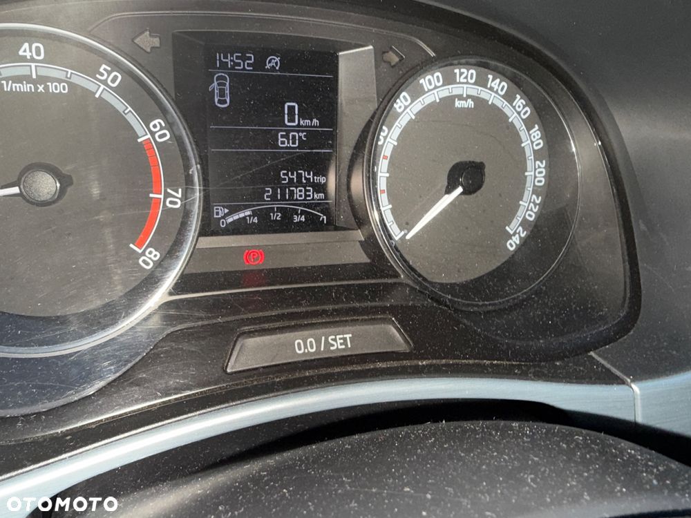 Skoda Fabia 1.0 TSI Ambition - 25