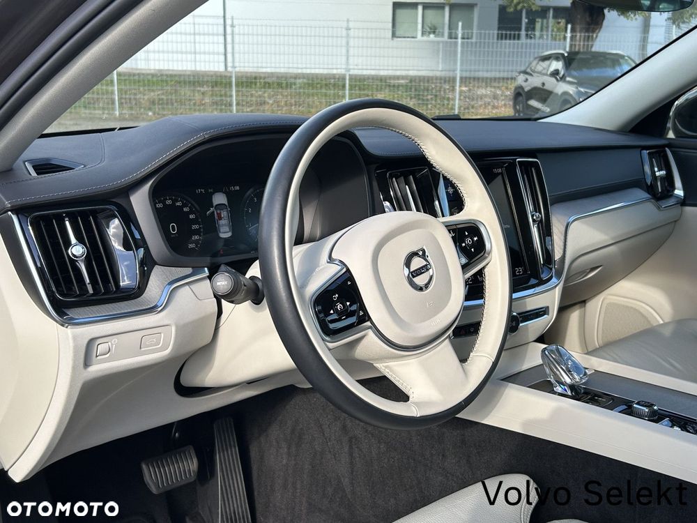Volvo S60 - 16