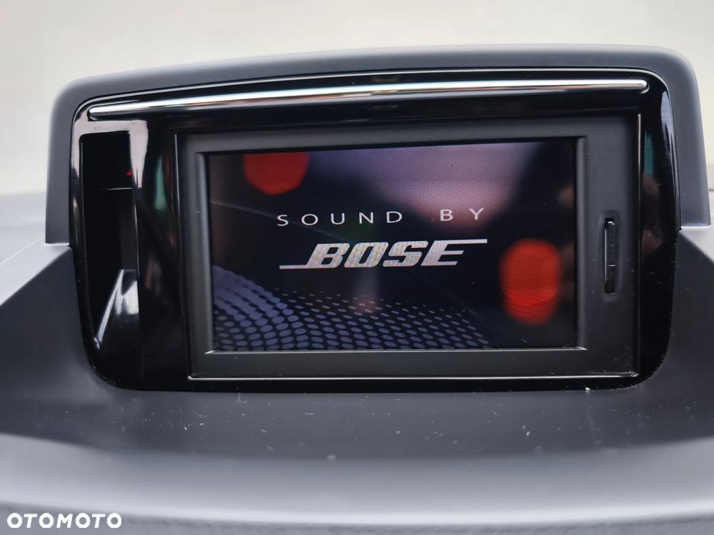 Renault Megane ENERGY dCi 130 Start & Stop Bose Edition - 28