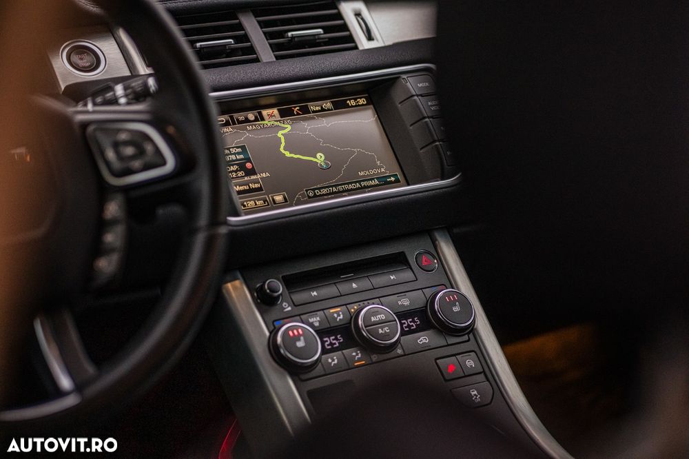 Land Rover Range Rover Evoque - 30