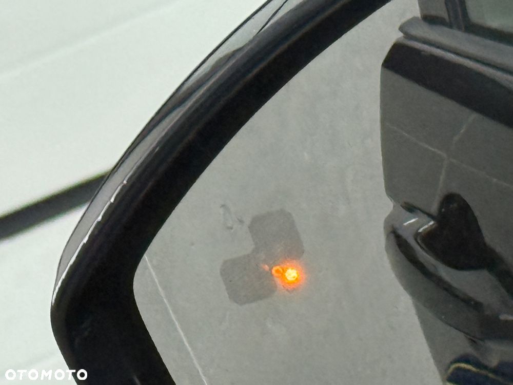 Land Rover Discovery Sport D180 - 13