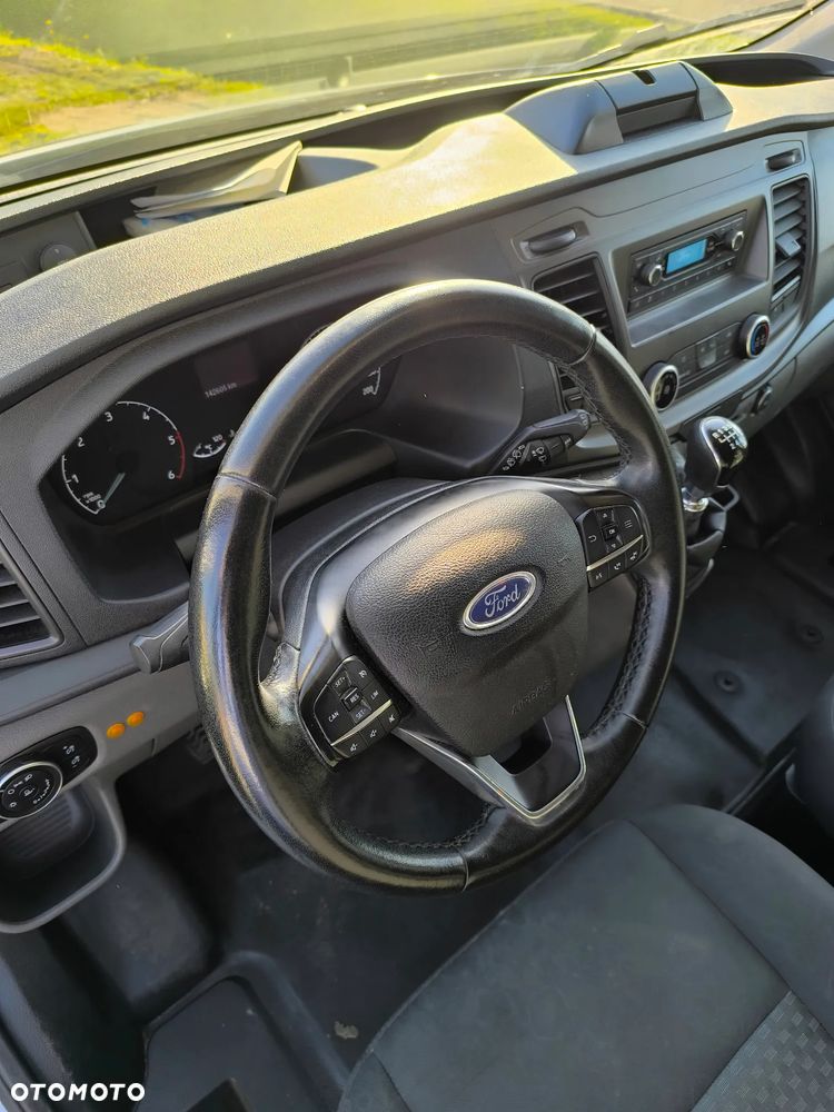Ford Transit - 19