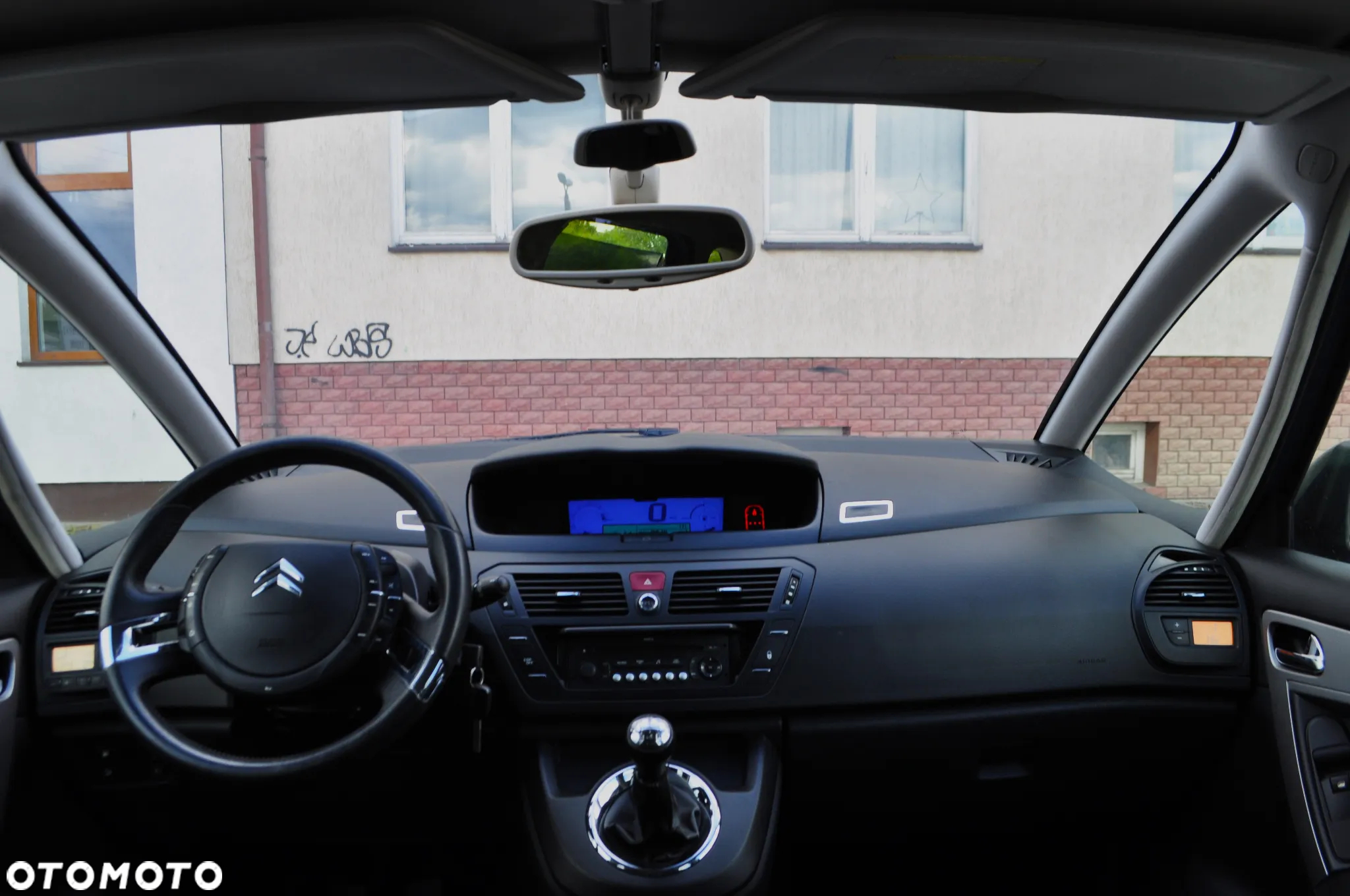 Citroën C4 Picasso - 12