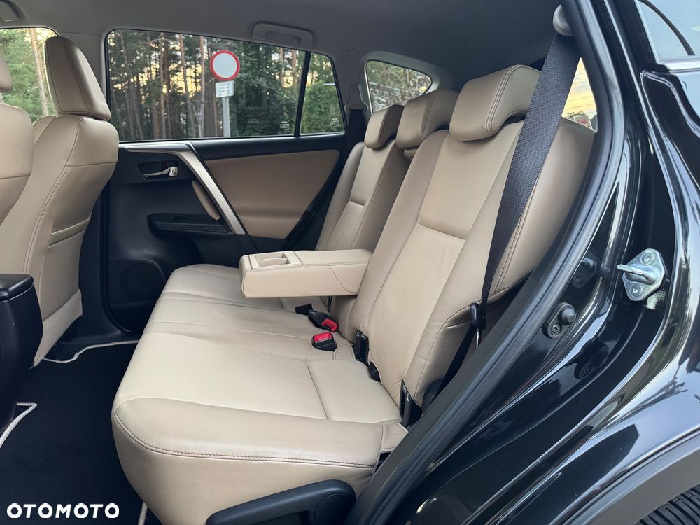 Toyota RAV4 2.0 D-4D 4x2 Start-Stop Executive - 30