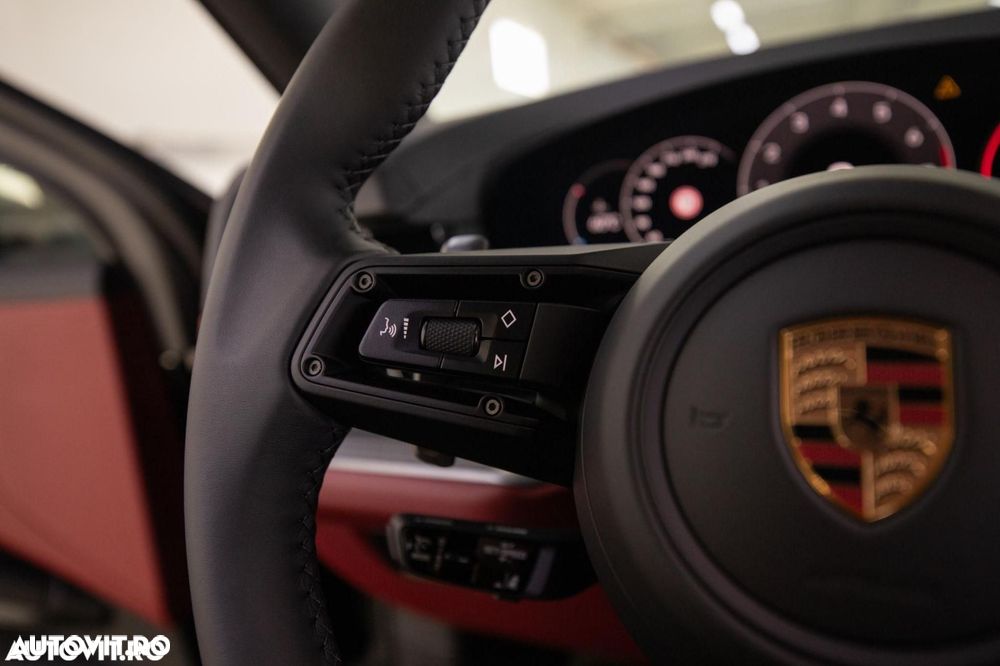 Porsche Cayenne Coupe - 23