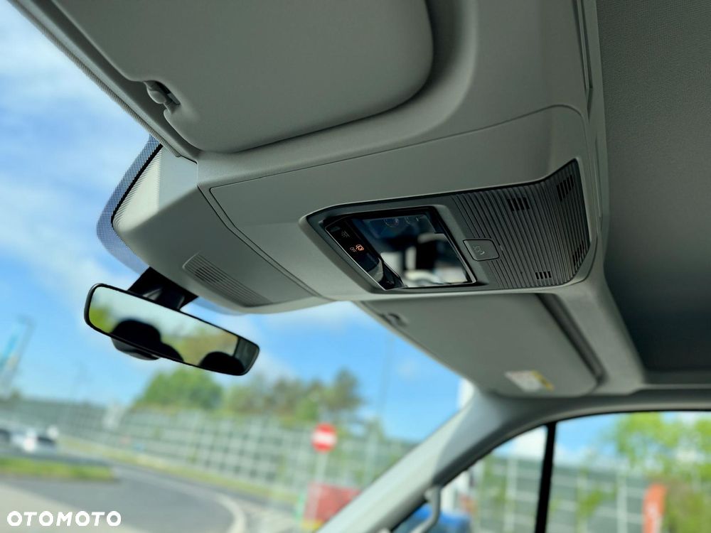 Volkswagen Crafter - 28