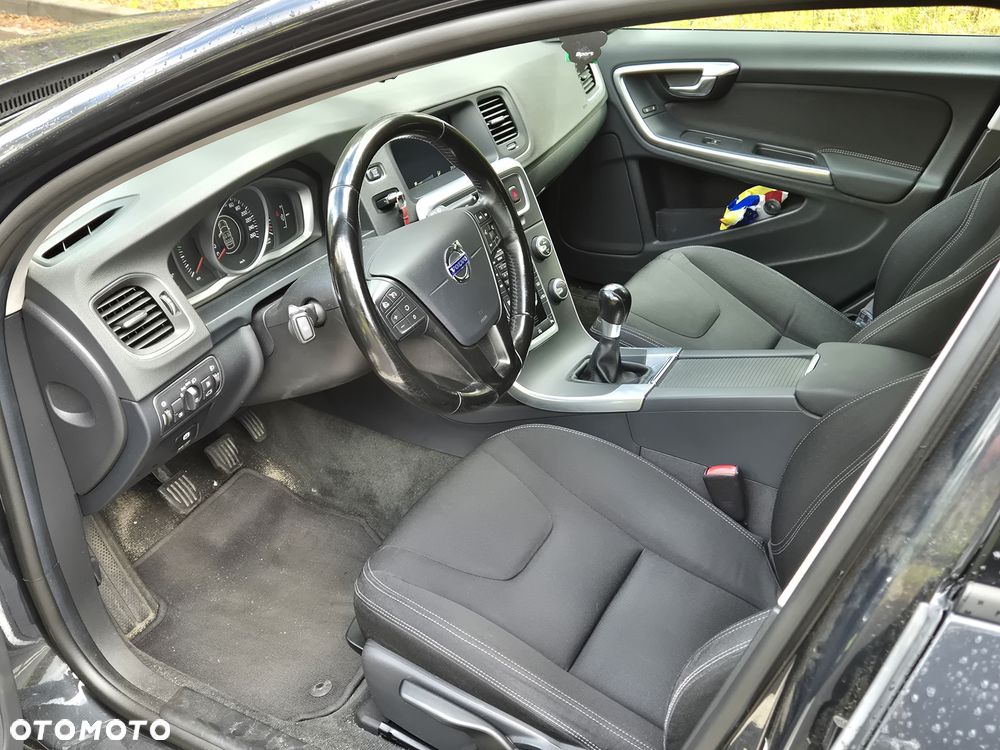 Volvo V60 D2 Kinetic - 8