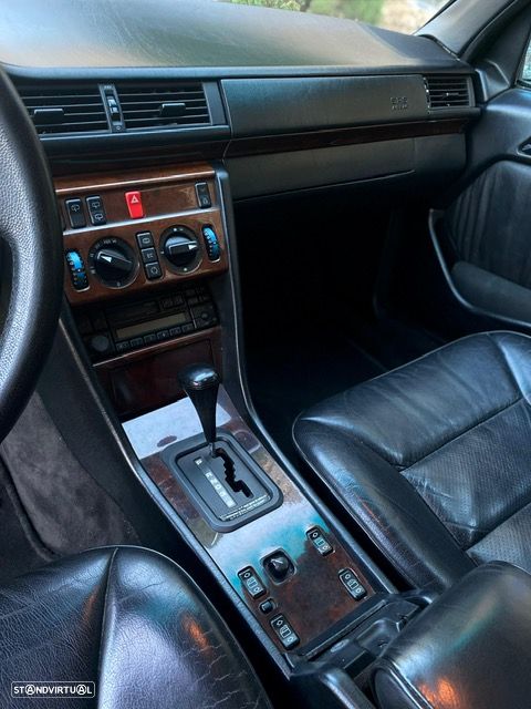 Mercedes-Benz W124 (1984-1997) 300 TD - 19