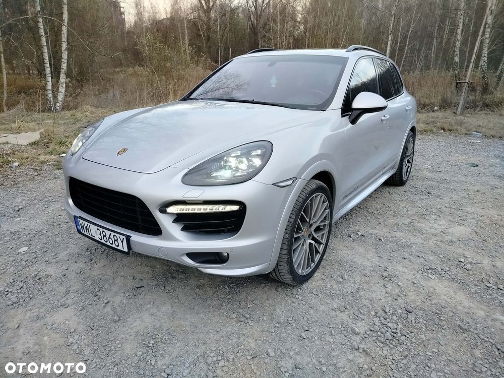 Porsche Cayenne - 14