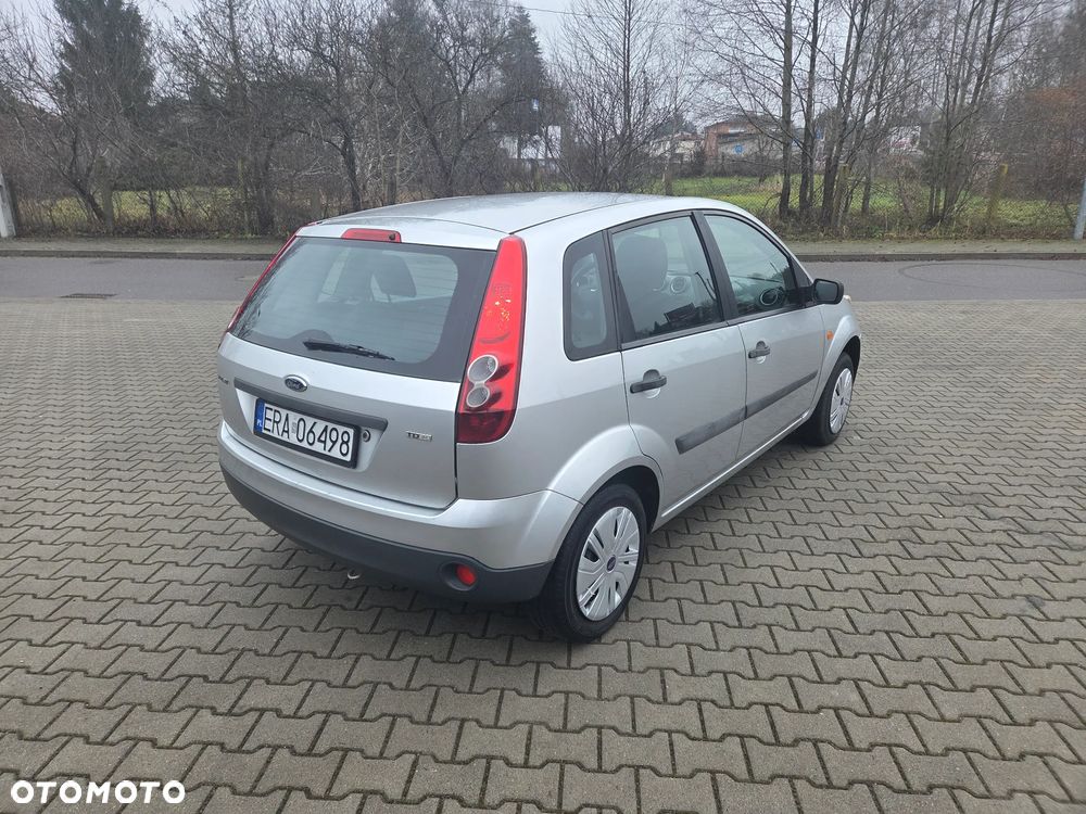 Ford Fiesta 1.4 TDCI - 2