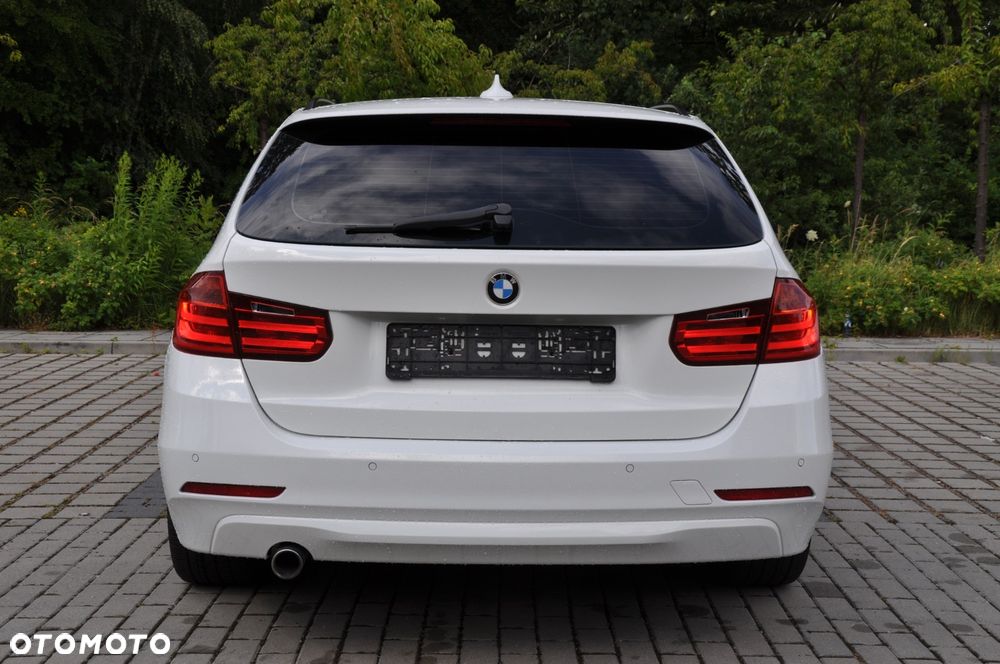 BMW Seria 3 - 12