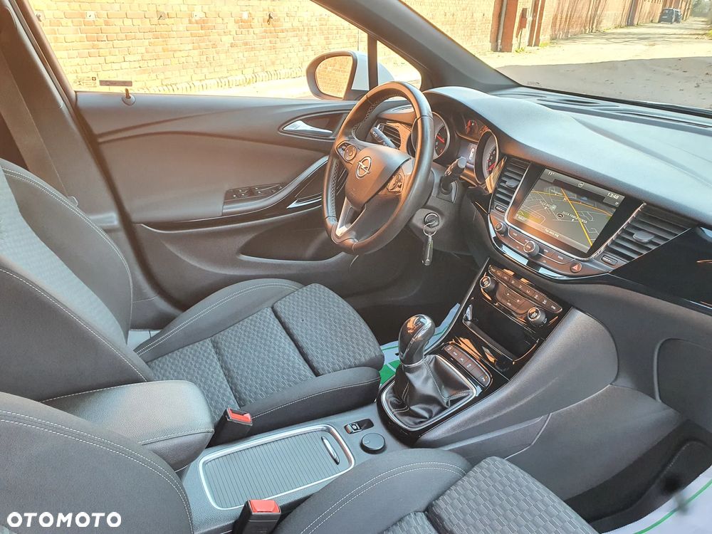 Opel Astra 1.6 CDTI Sport - 10