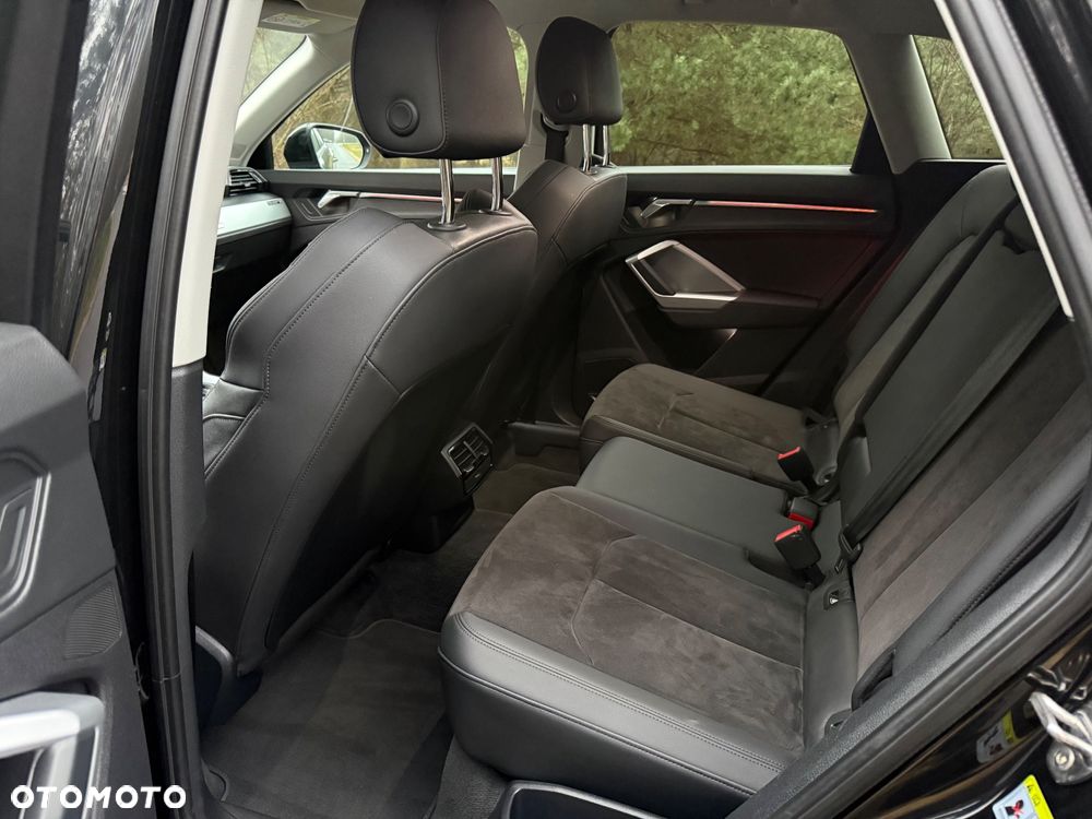 Audi Q3 40 TFSI Quattro S tronic S line - 28