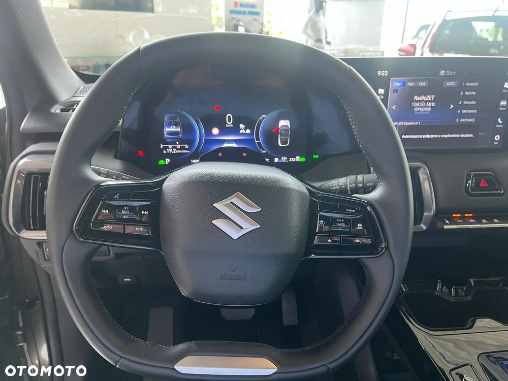 Suzuki e VITARA - 12