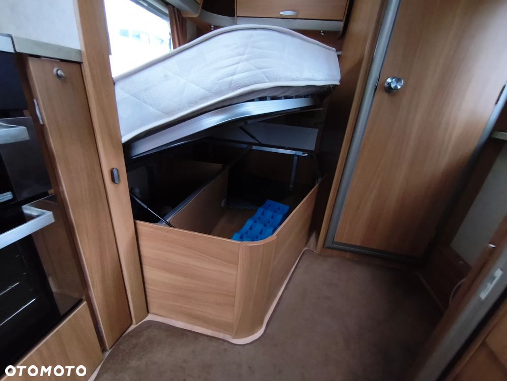 SWIFT CHARISMA 535 - 20