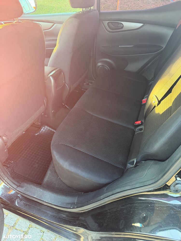 Nissan Qashqai 1.5 DCI Start/Stop Tekna - 9