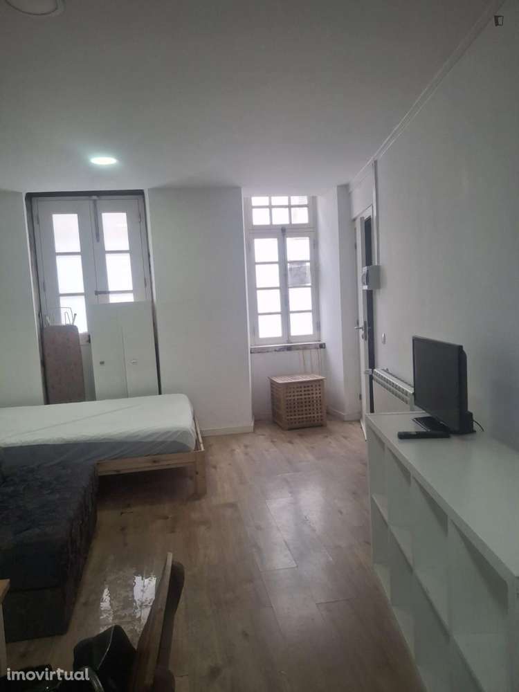 Estúdio - localizado em Montarroio Coimbra - Grande imagem: 2/11
