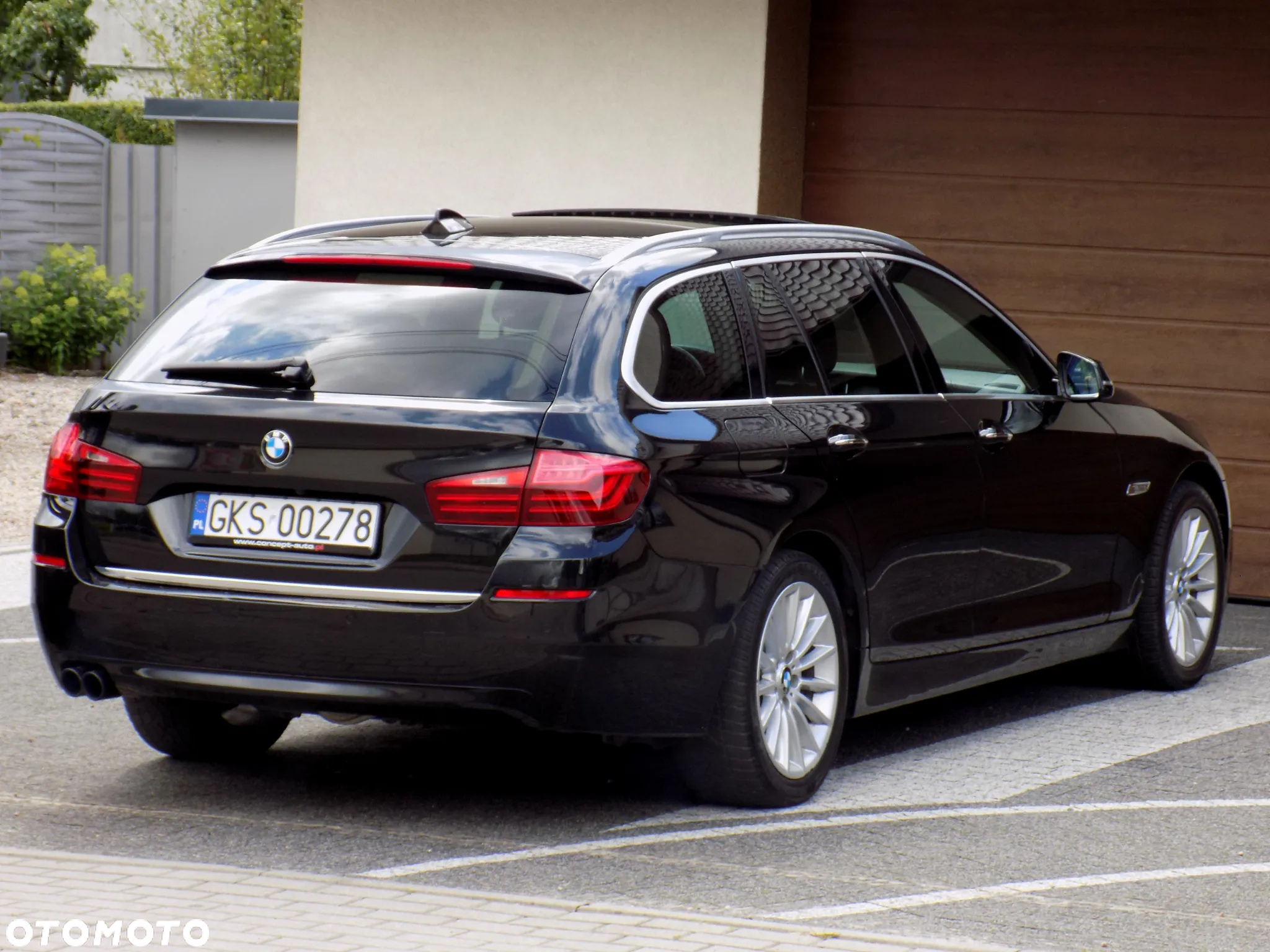 BMW Seria 5 525d Touring Sport-Aut Luxury Line - 18