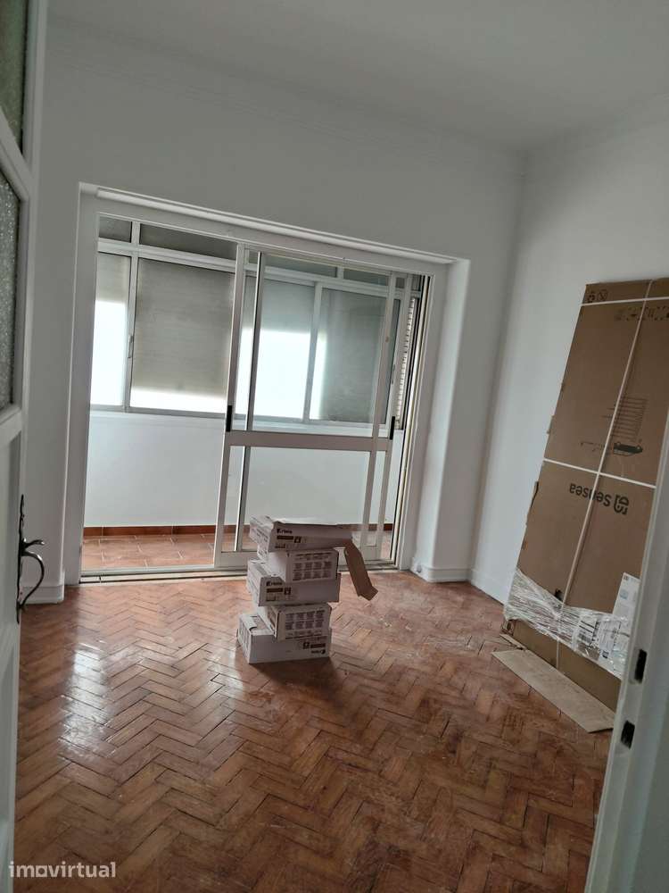 Apart. Renovado Localizado zona Alvalade, Lisboa - Grande imagem: 4/9