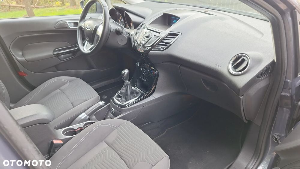 Ford Fiesta 1.4 Titanium EU6 - 16