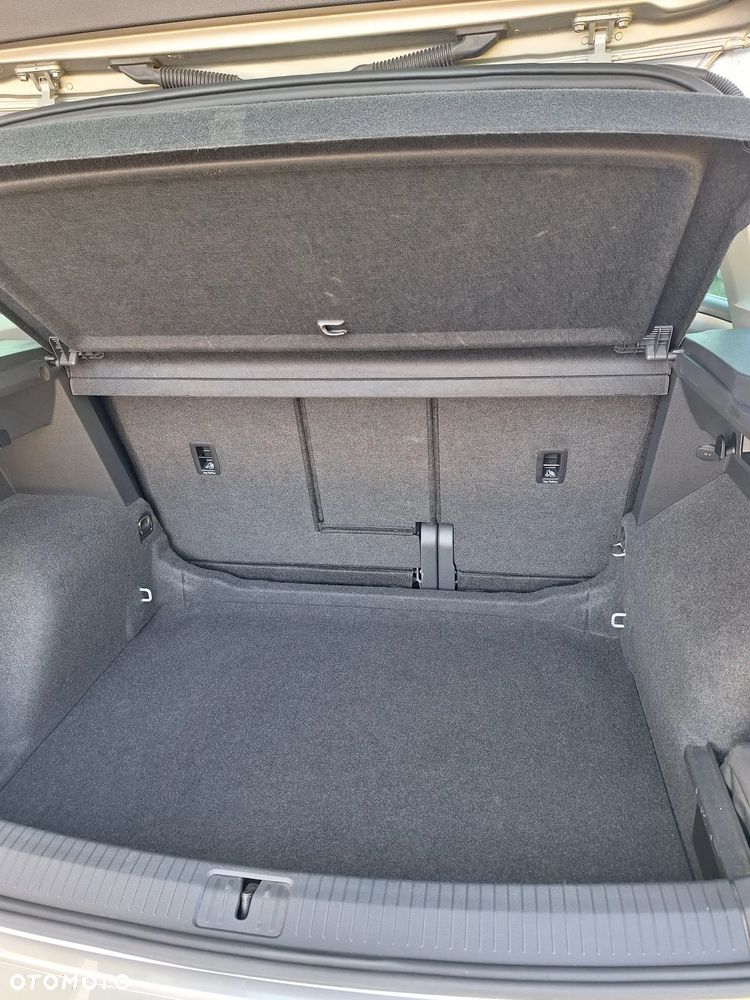 Volkswagen Tiguan - 4