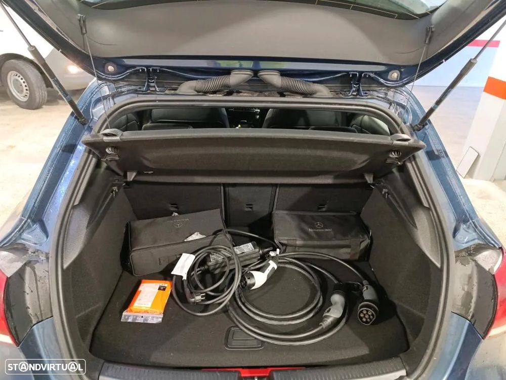 Mercedes-Benz A 250 e Style Plus - 12