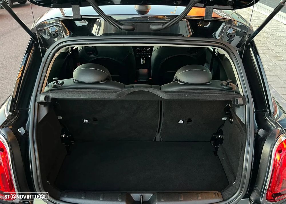 MINI 3 Portas Cooper SE Classic - 10