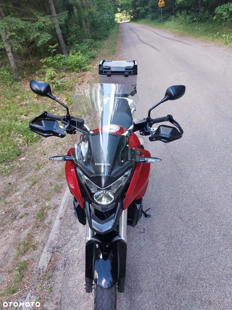 Honda VFR - 9