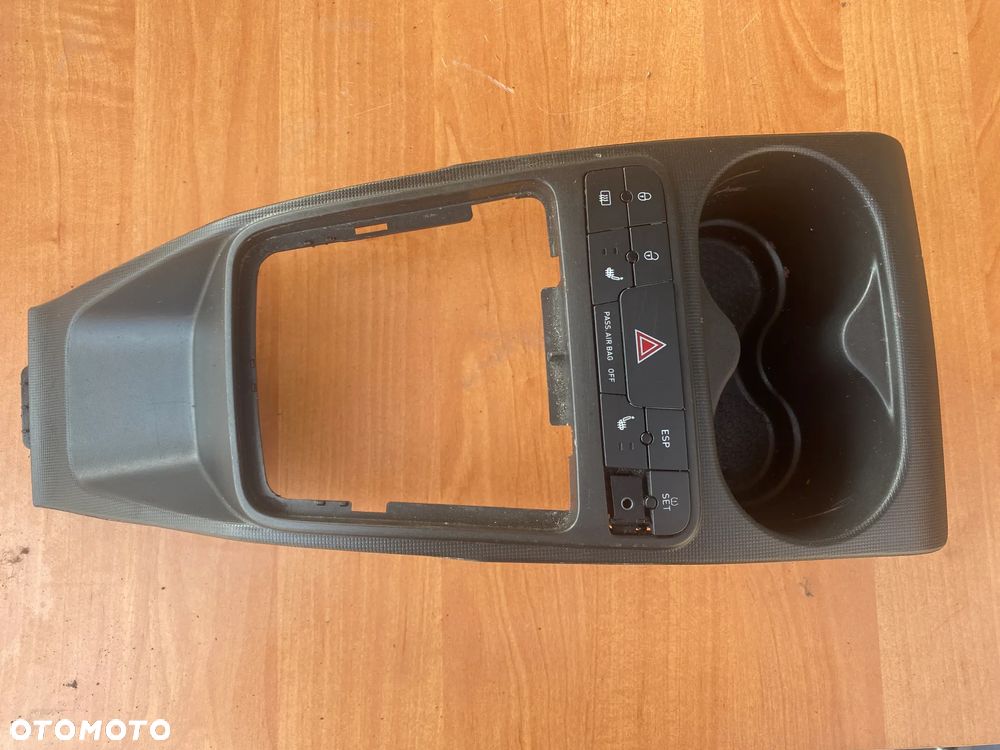 TUNEL ŚRODKOWY RAMKA SEAT IBIZA IV 6J0858331 - 1