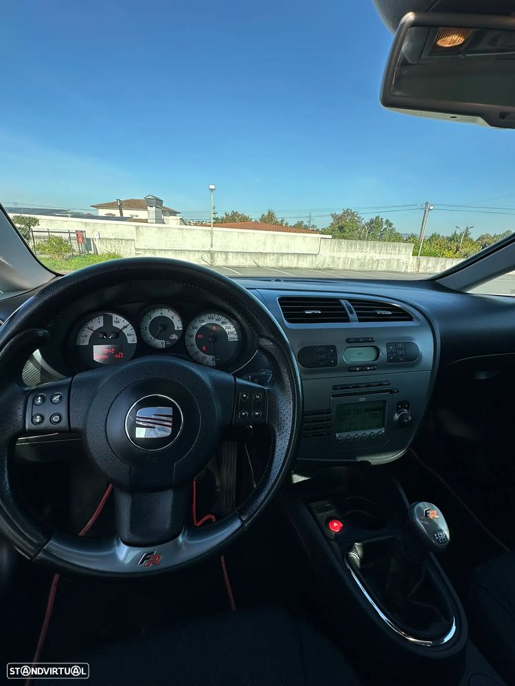 SEAT Leon 2.0 TDI FR - 17