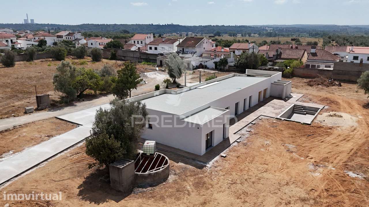 Moradia V4 de Luxo, em Construção, Lote de 19.740m², Alferrarede -... - Grande imagem: 5/16