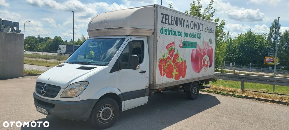 Mercedes-Benz Sprinter - 1