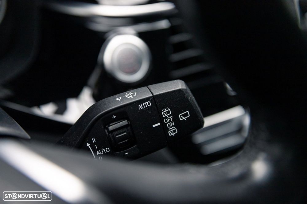 BMW 520 d Line Luxury Auto - 33