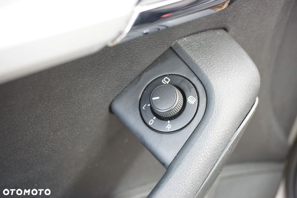 Skoda Octavia 1.6 TDI (Green tec) DSG Ambition - 25