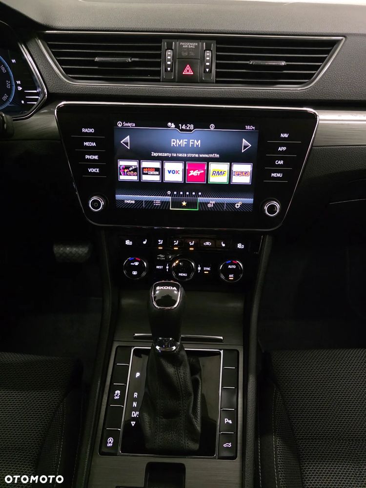 Skoda Superb 2.0 TDI SCR Style DSG - 15