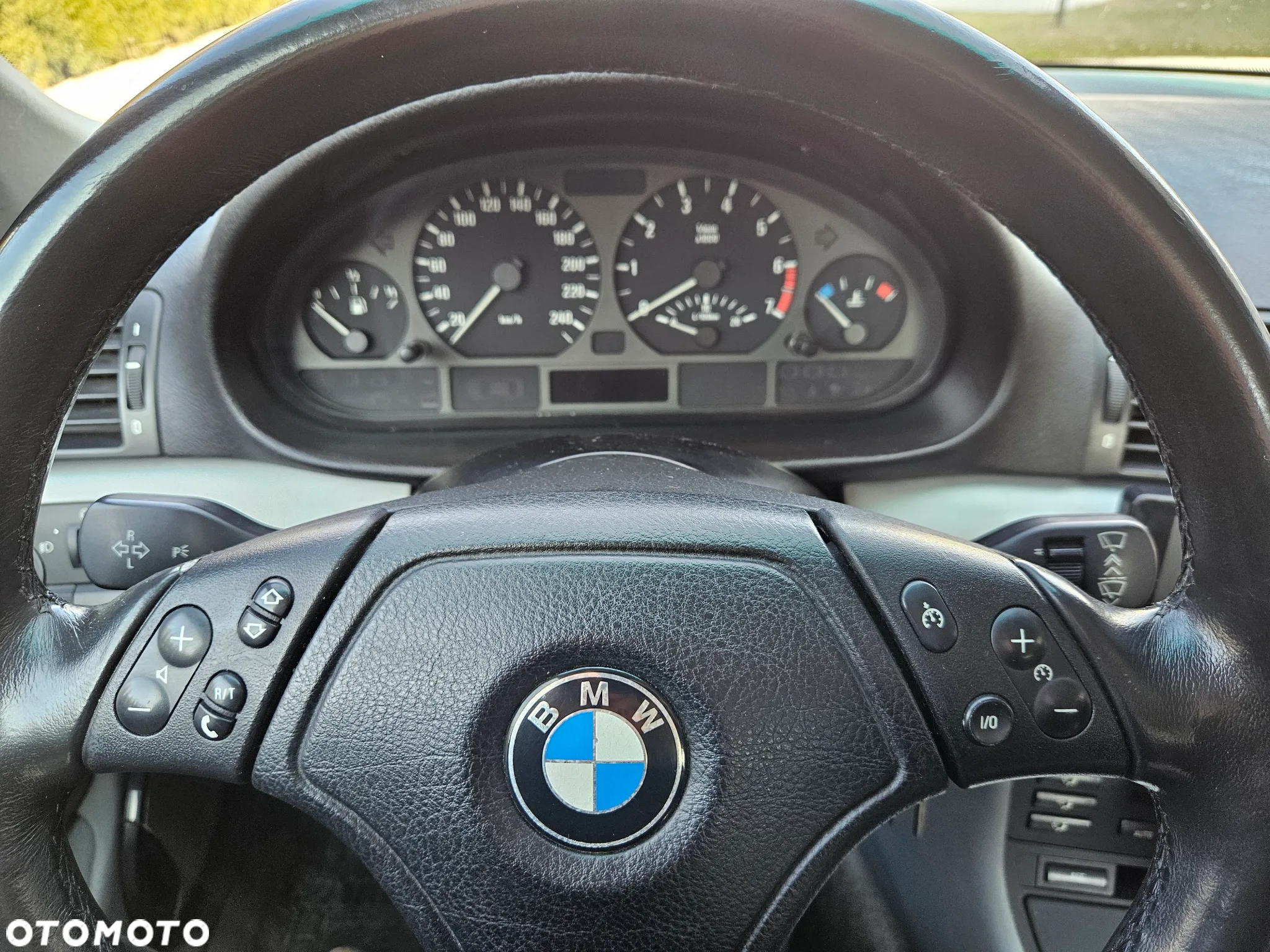 BMW Seria 3 318i - 20
