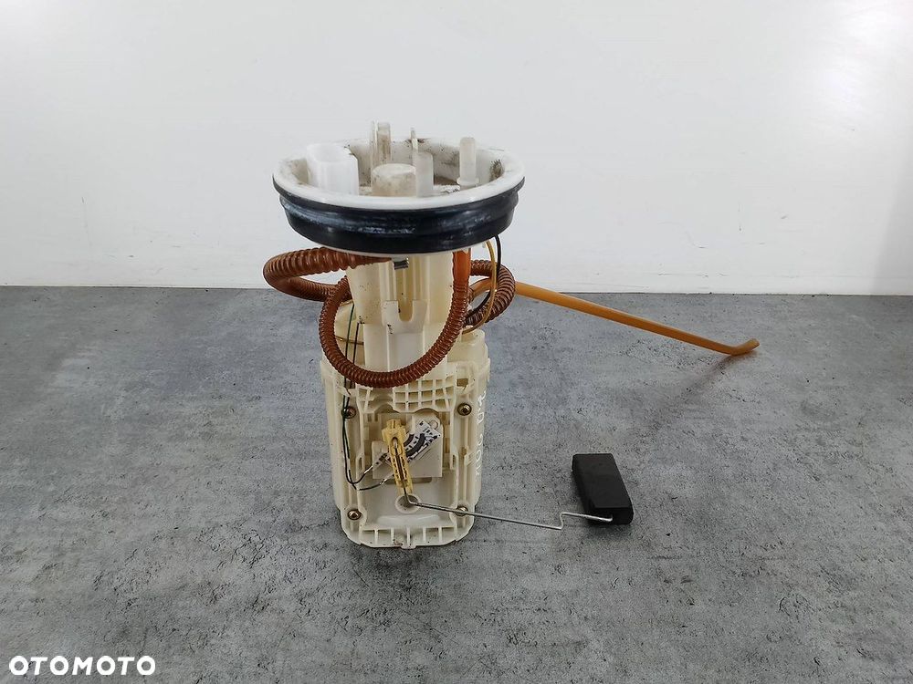 POMPA PALIWA AUDI A4 B6 8E0919051B 228233018001 2.0 20V - 1