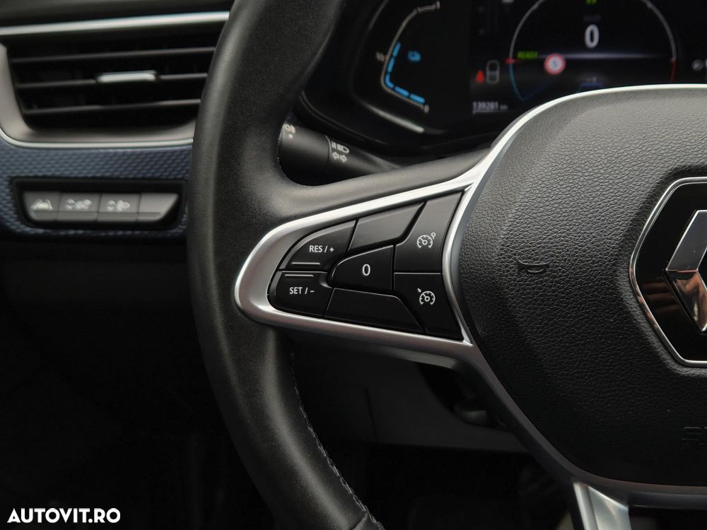 Renault Arkana E-TECH Full 145 Evolution - 17