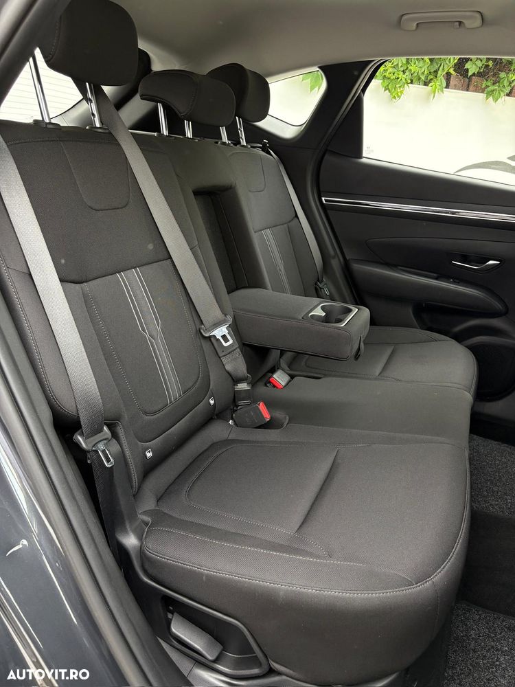 Hyundai Tucson 1.6 T-GDi HEV 2WD Advantage - 18