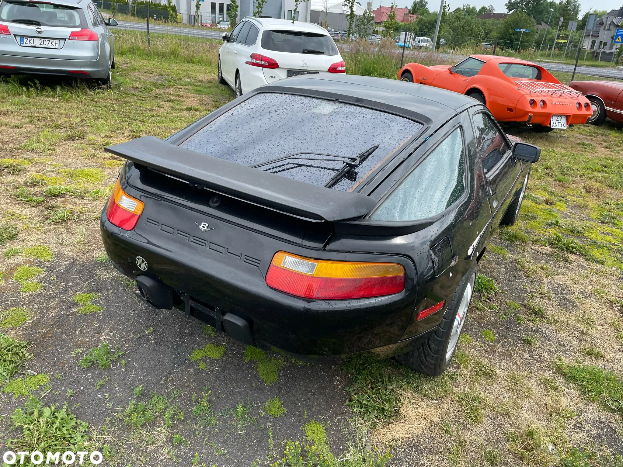 Porsche 928 - 2