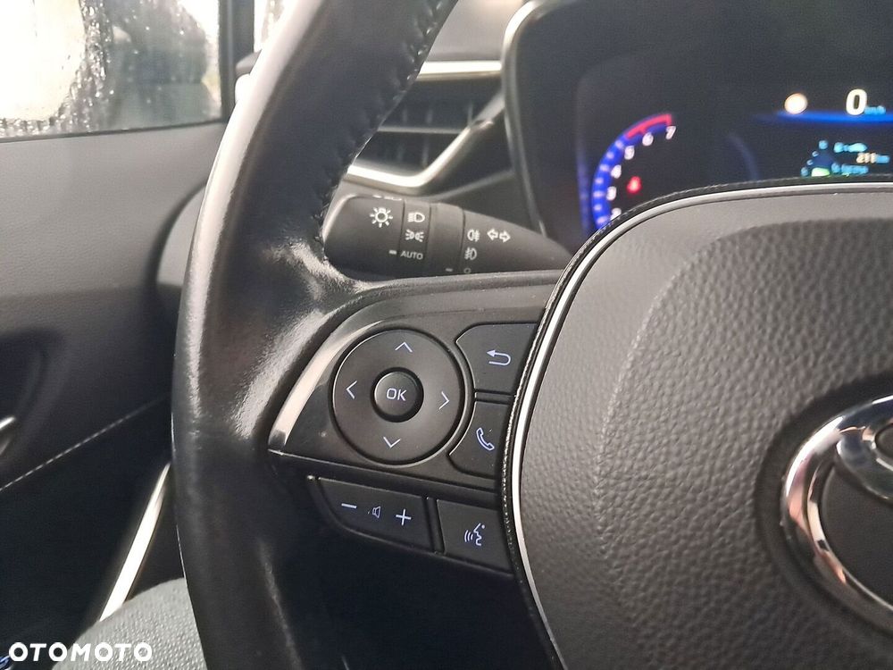Toyota Corolla 1.8 Hybrid Comfort - 21