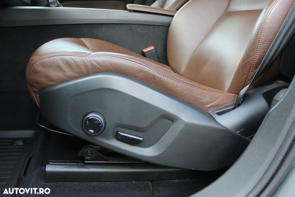 Volvo XC 60 D4 AWD Momentum - 20
