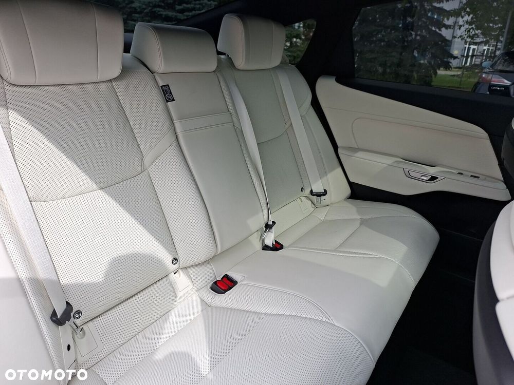 Lexus ES 500e Prestige AWD - 22