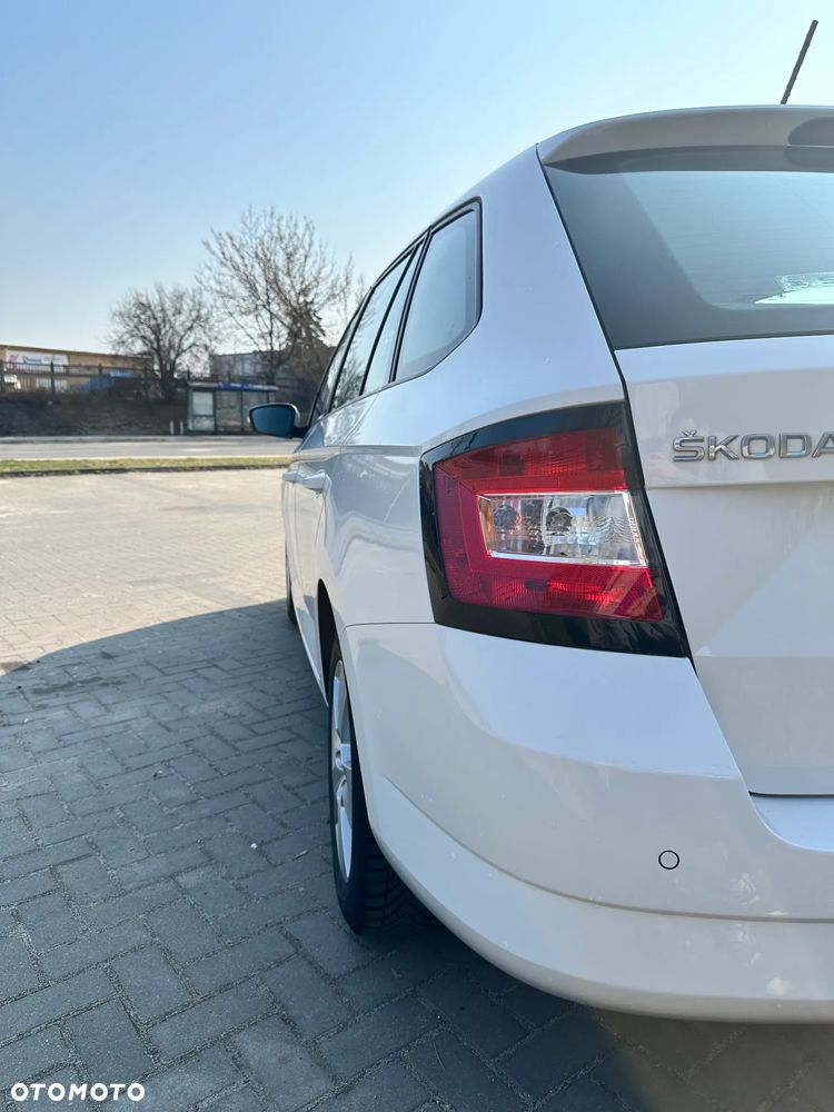 Skoda Fabia 1.0 Ambition - 8