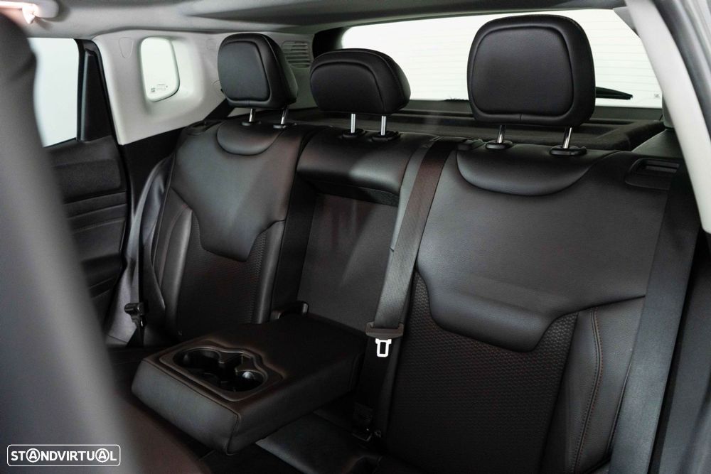 Jeep Compass 1.3 TG Trailhawk - 11