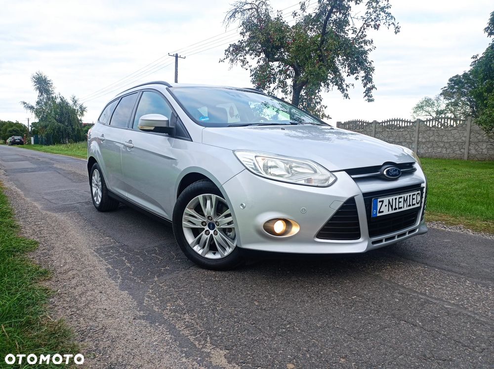 Ford Focus 1.6 TDCi DPF SYNC Edition - 32